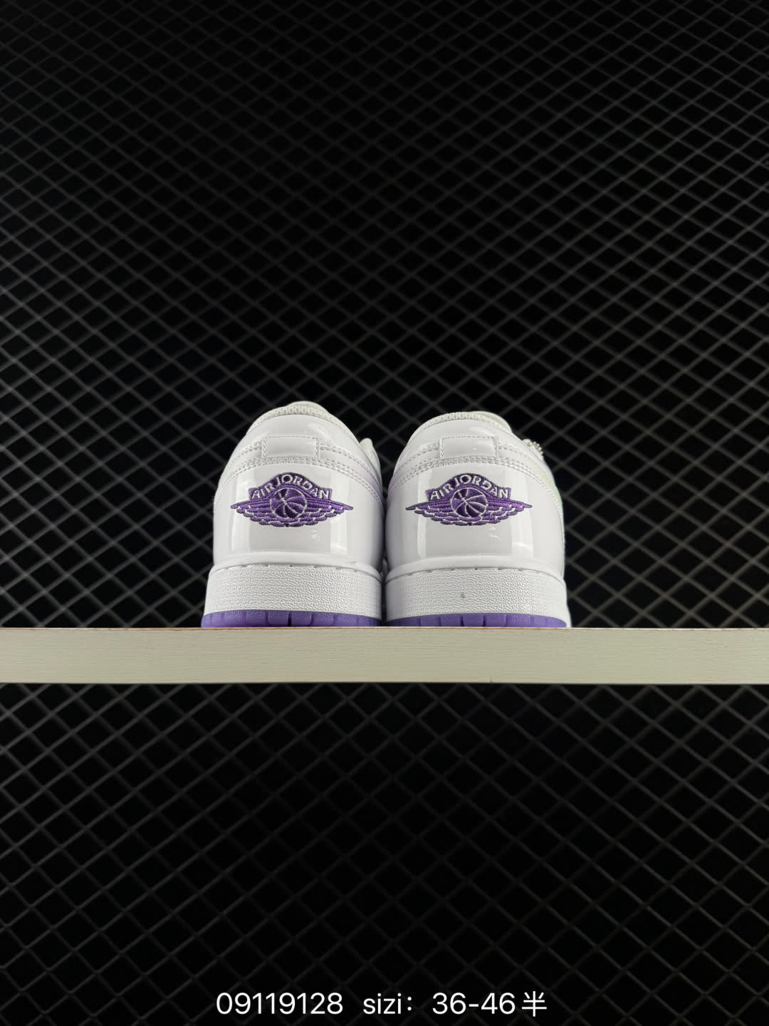 AIR JORDAN 1 MID-IR2367